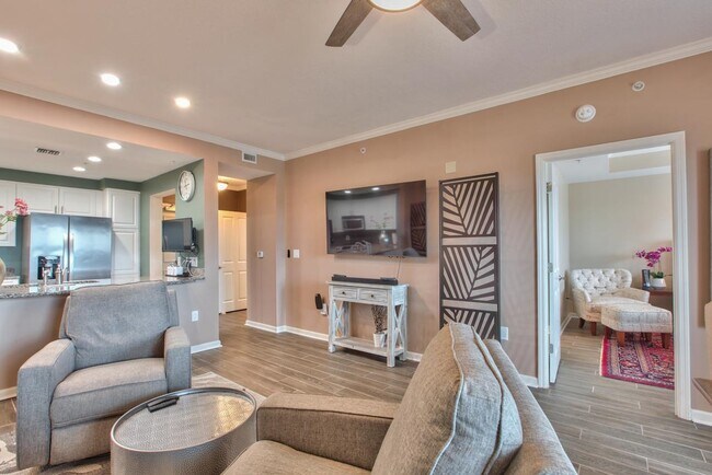 Photo - 121 N Monroe St Unit 1004