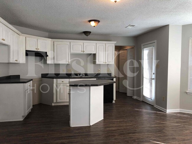 Photo - 3770 Richbrook Dr