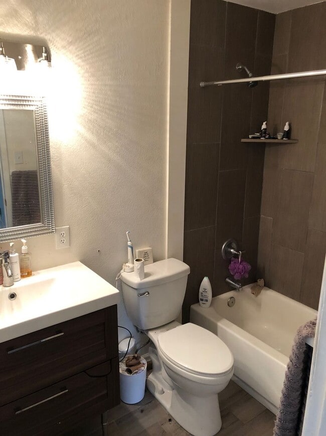 Photo - Spacious 4-Bedroom Home Steps from ASU