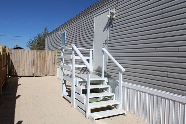 Photo - 1368 Reid Rd