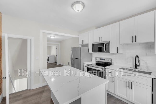 Photo - 333 S Lehigh St