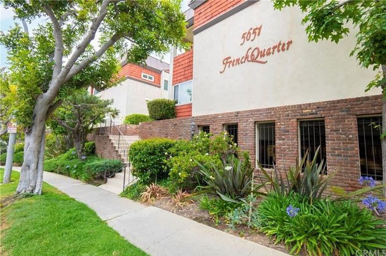 Newly Renovated 1Bedroom 1 Bath - Newly Renovated 1Bedroom 1 Bath