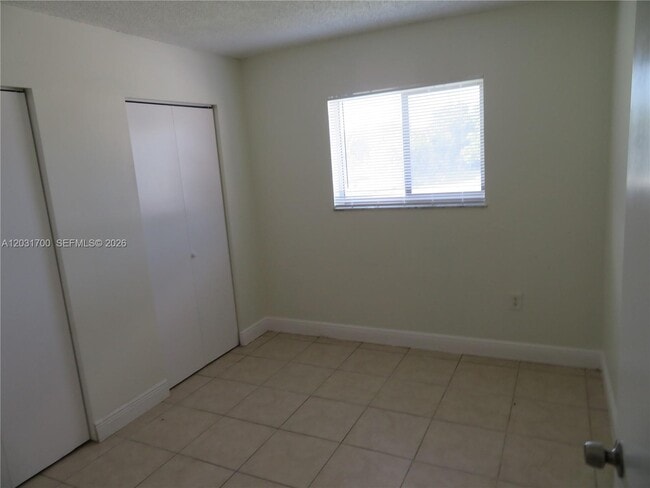 Photo - 26231 SW 141st Pl