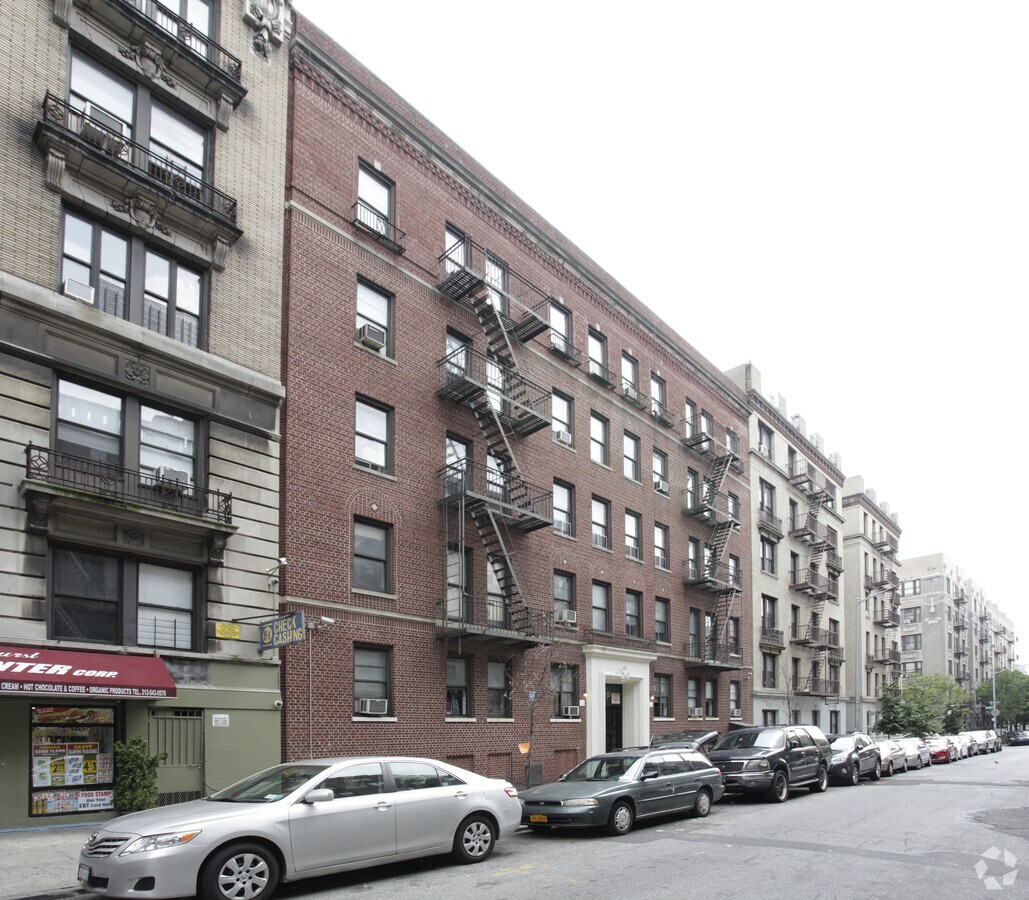 Photo - 69 Pinehurst Avenue