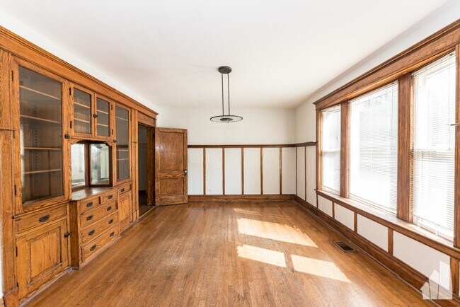 Photo - 4008 N Southport Ave Unit 1