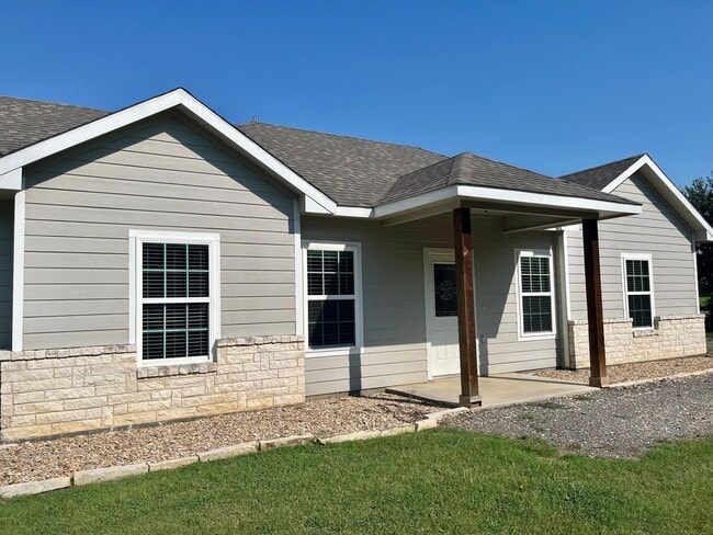 Building Photo - 1905 CR 429 Rental