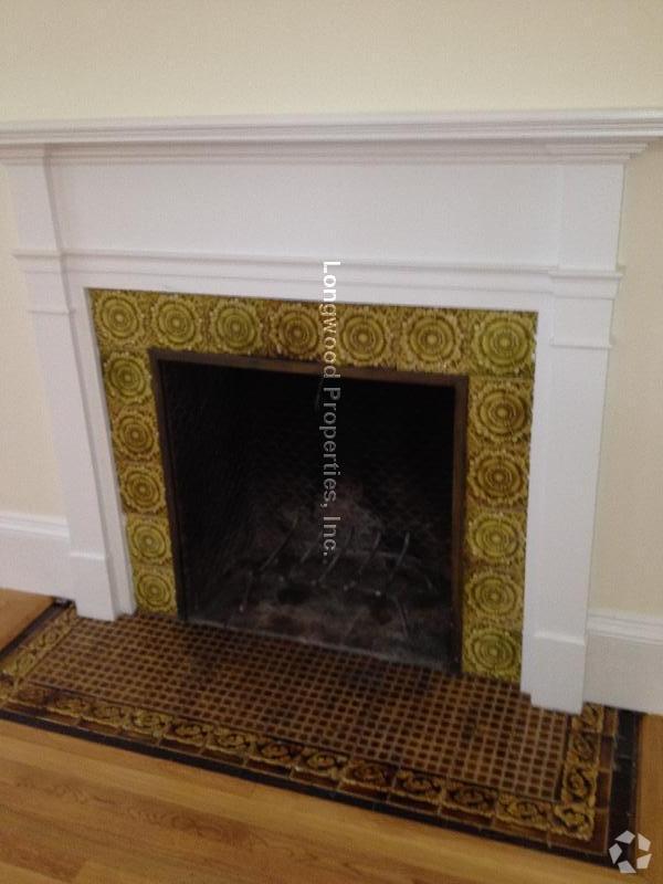 Building Photo - 436 Marlborough St Unit 1 Rental