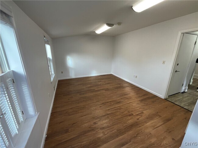 Photo - 127 Winslow St