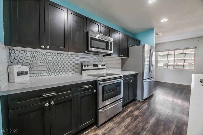 Photo - 2019 Santa Rita Dr