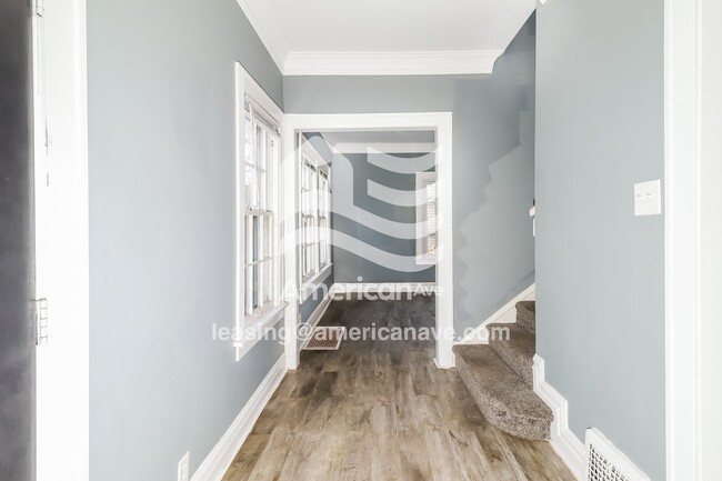 711 Haney Ave