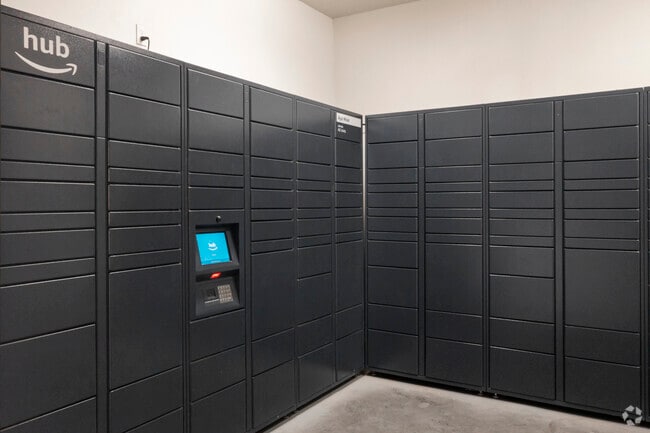 Amazon Hub