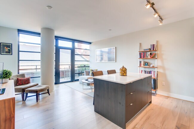 Photo - 1300 4th St SE Unit 414