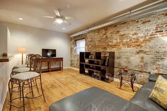 Photo - 50 Gayoso Ave Unit #204