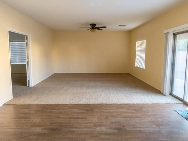 Photo - 37189 W Leonessa Ave