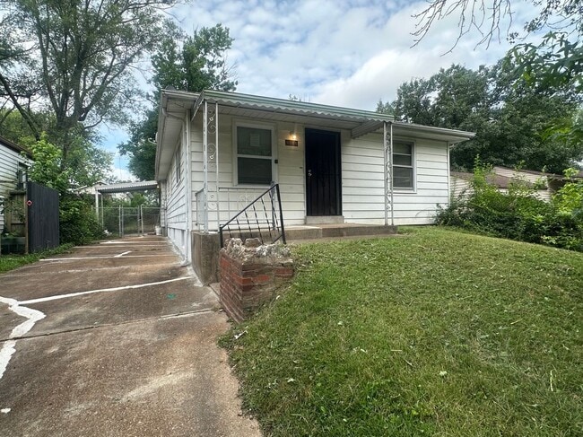 Photo - 9705 Winkler Dr