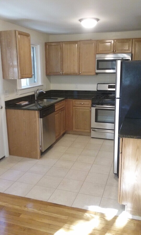 Photo - 7 North Crescent Circuit Unit 1