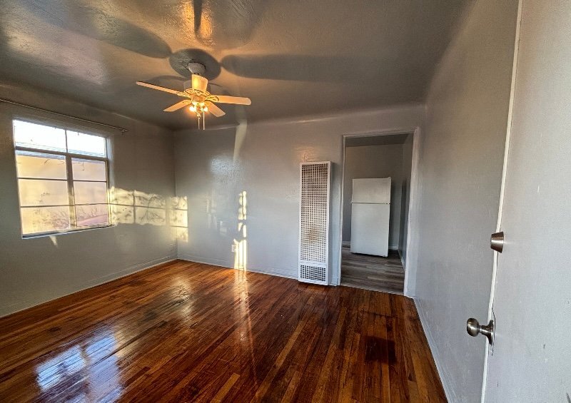 Photo - 242 Wisconsin St NE Unidad 242 Wisconsin St NE Apt. A