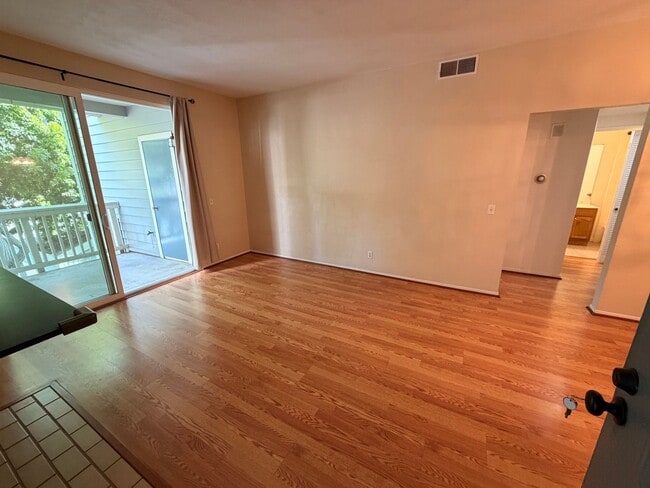 Photo - LARGE SECOND FLOOR CONDO UNIT IN FREMONT! Unit 202