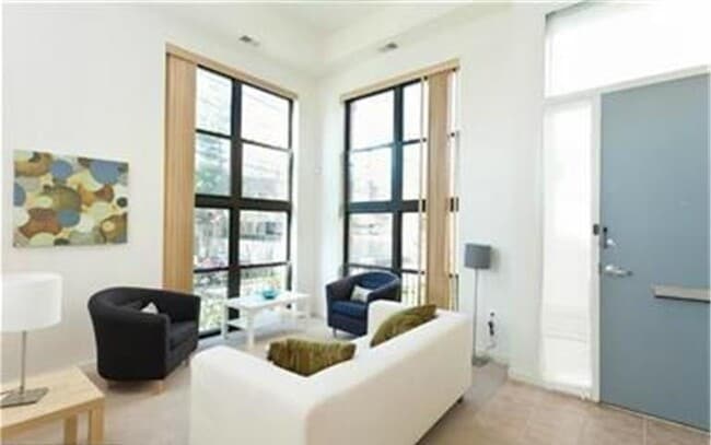 Photo - 117 Station North Mews