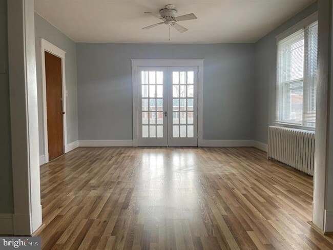 Building Photo - 639 Plymouth Rd Unit A1