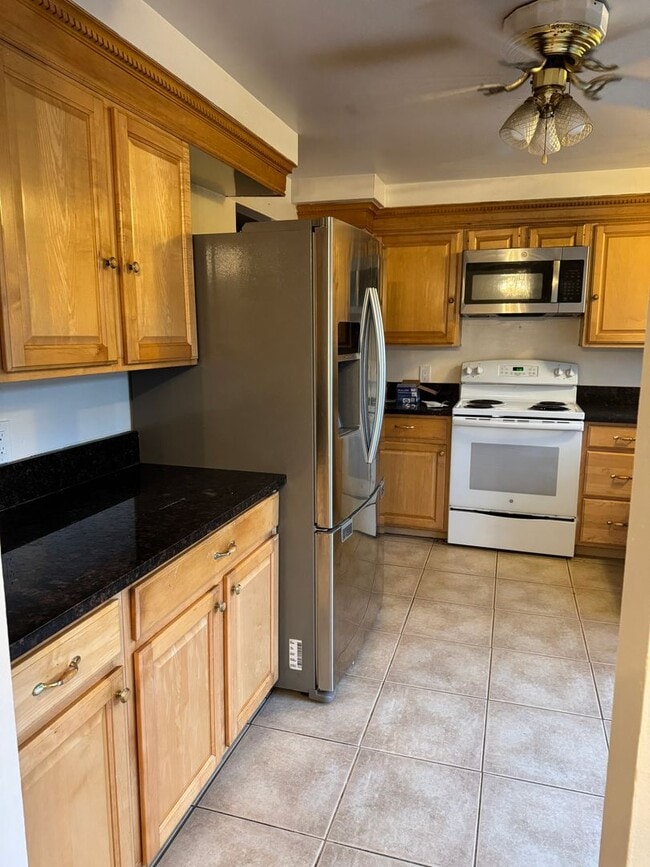 Photo - Conveniently located, Bellevue home