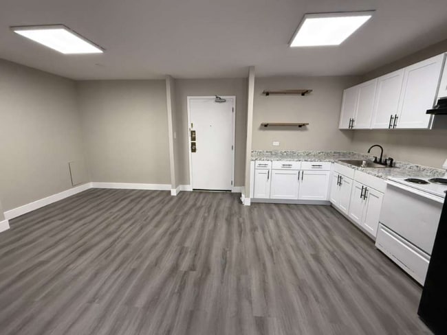 Photo - 1112 Riverside Ave. Unit 3E