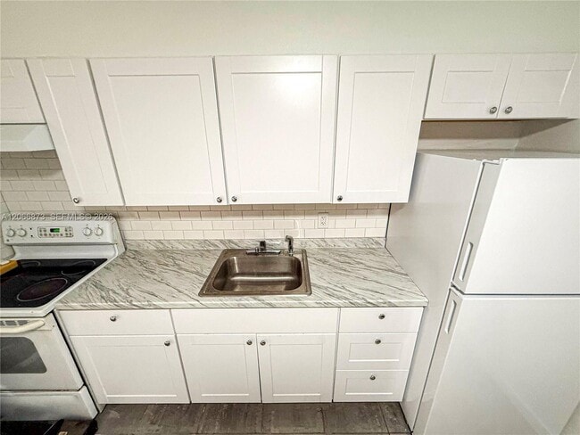 Photo - 7110 Custer St Unit 1