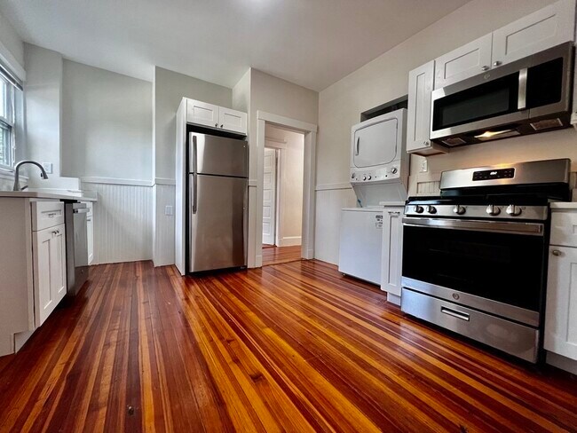 Photo - 281 Highland Ave Apartment Unit 3A