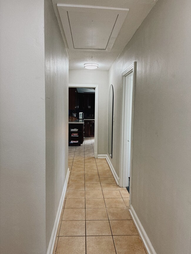 Photo - 6946 Hickory View Ln