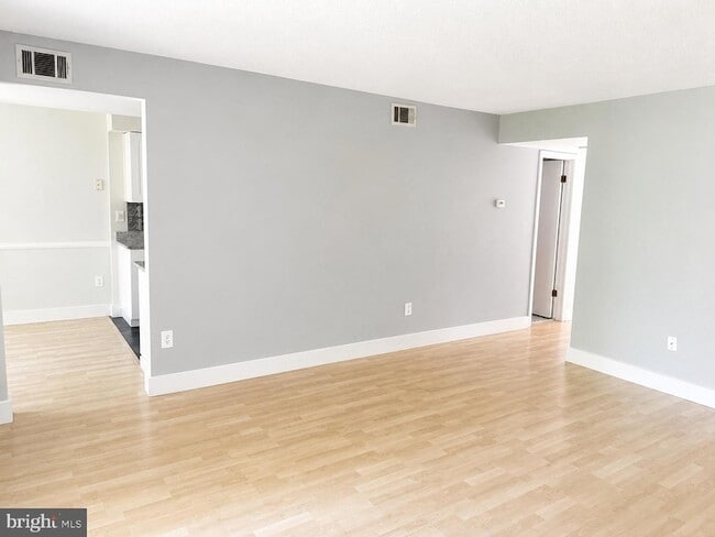 Photo - 20208 Shipley Terrace Unit 302