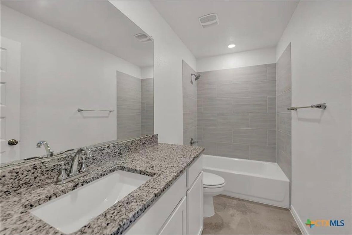 Photo - 908 Wax Myrtle Ct