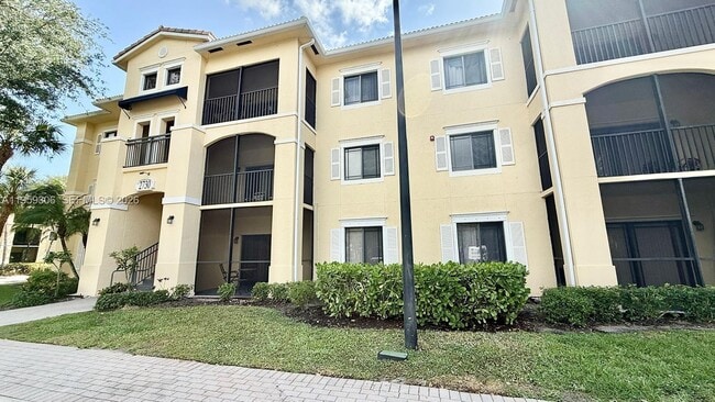 Building Photo - 2730 Anzio Ct Unit 301
