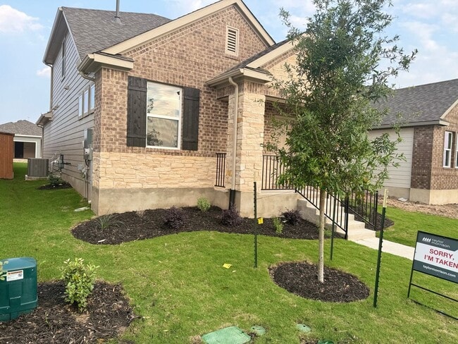 Photo - 212 Flowers Ave