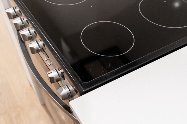 Photo - 54 Maitland St Unit 302