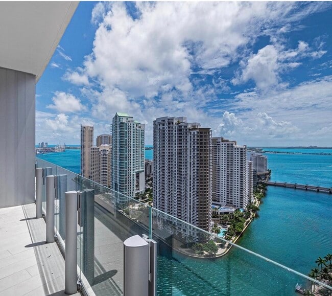Building Photo - 300 Biscayne Boulevard Way Unit 2906