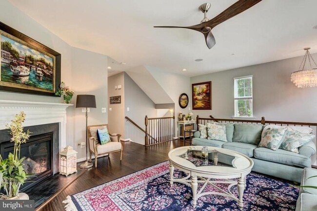 Photo - 7502 Calais Way