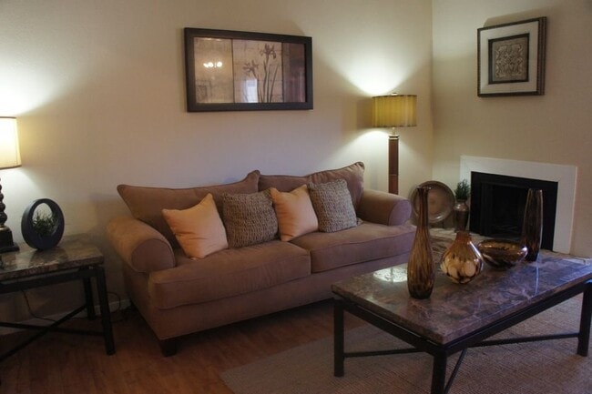 Photo - 3524 Greystone Dr Unit 162