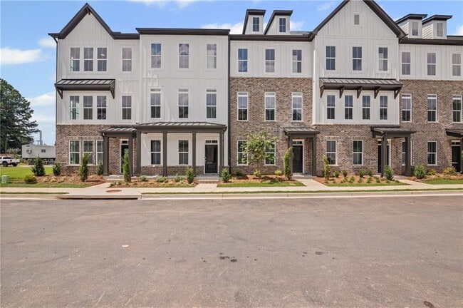 Building Photo - 2604 Alcovy Trl NE