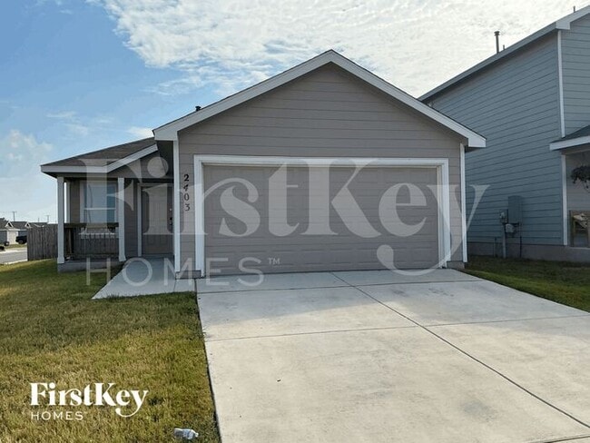 Building Photo - 2403 Lake Hls Rental