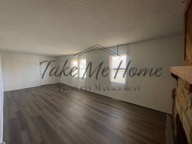 Photo - IDEAL LOCATION! 3-Bed, 2-Bath Home with 2-Car Garage in Kickapoo School District!