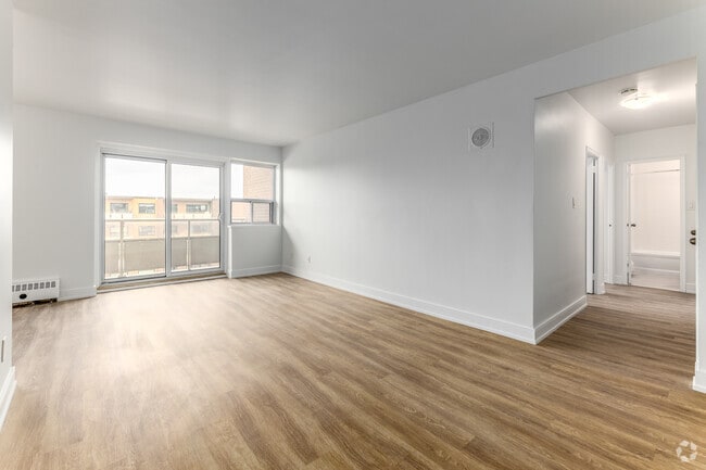 Interior Photo - Keele and Lawrence