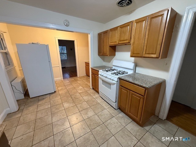 Building Photo - 15 Bunker Hill Ave