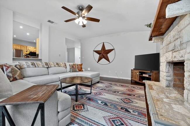 Photo - 14906 Foy Dr