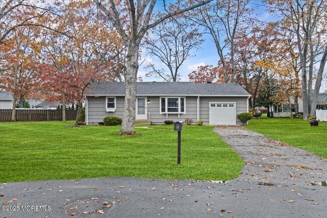 Building Photo - 3123 Cambridge Dr