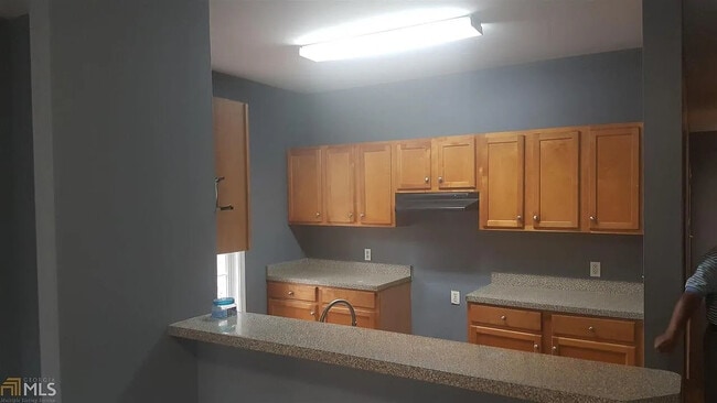 Photo - Room in Duplex on Ridge Ave NW