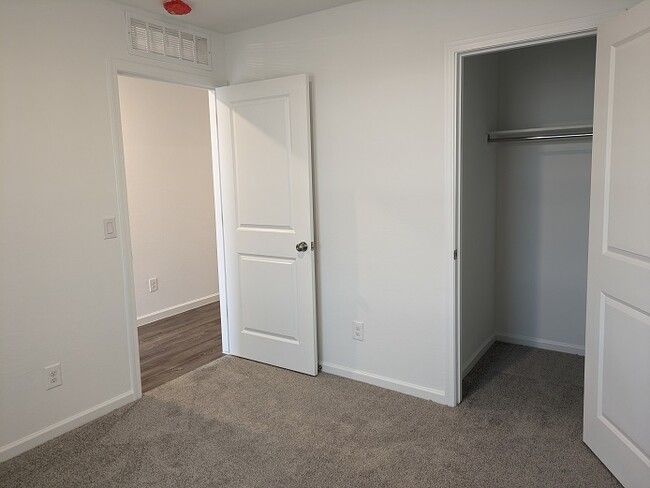 Photo - 1346 W Toltec Dr