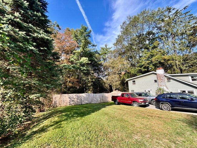 Photo - 27 Eastside Dr