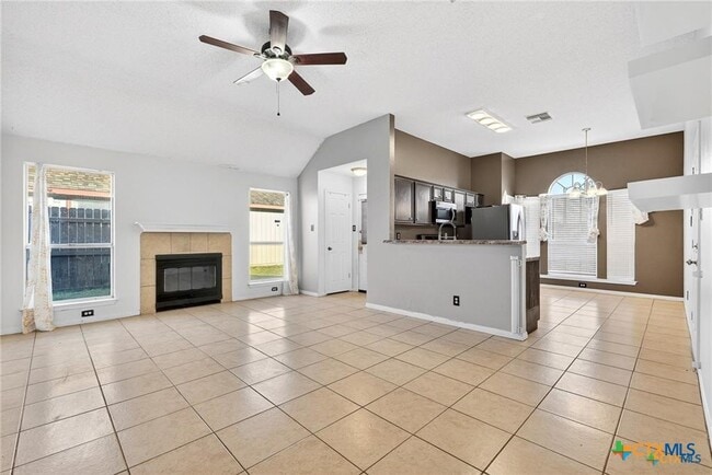 Photo - 2505 Armadillo Dr