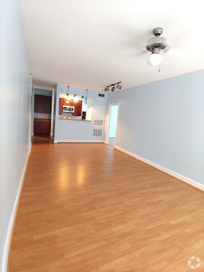 Building Photo - 1901 Crossing Pl Rental