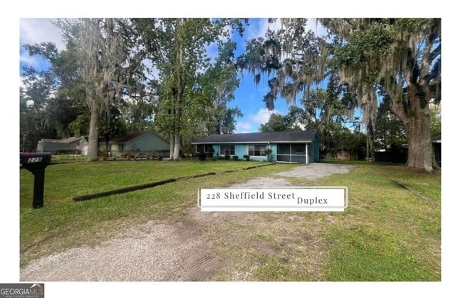 Photo - 228 Sheffield St